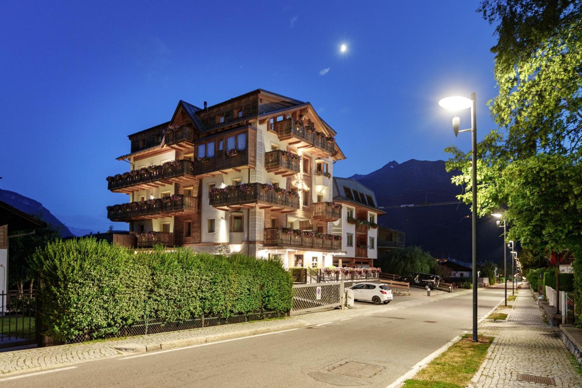 Sottovento Luxury Hospitality Ξενοδοχείο Μπόρμιο Εξωτερικό φωτογραφία
